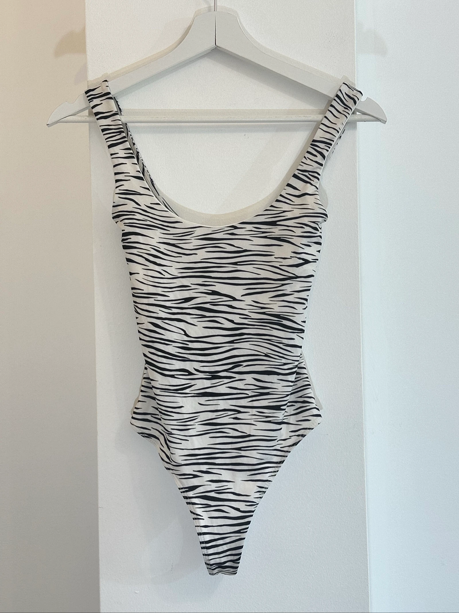 Bershka body met animal print – Nieuw – Maat XS – photo 2